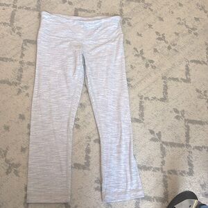 Lululemon gray mid leggings size 6